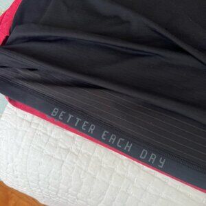 4 Lululemon Men's License to Train Shirts - Medium - 2 Black, 1 Red, 1 Green